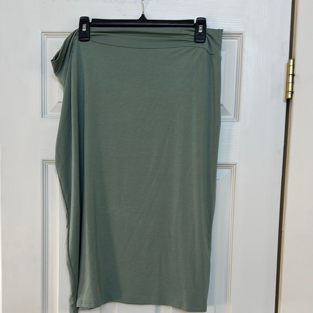 Nuggles xl t Skirt
